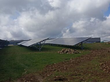 Structura panouri fotovoltaice la sol 2V 1 2 vertical 1 stalp 6