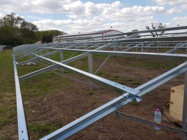 Structura panouri fotovoltaice la sol 4 Orizontal 4 orizontal 1 stalp 3
