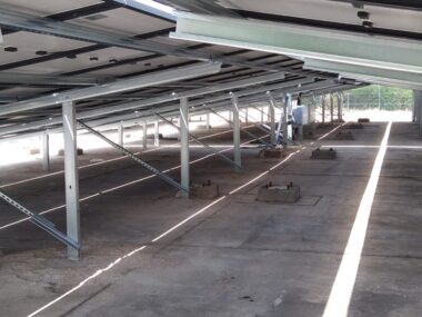 Structura panouri fotovoltaice la sol 4V Est Vest 4x4 vertical 2x2 stalpi 14